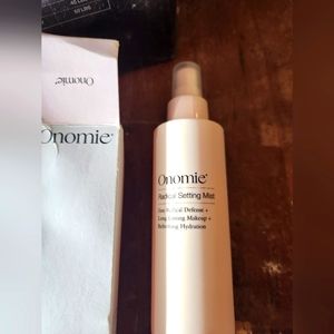 NWT ONOMIE Radical Setting Mist Full Size SOLD OUT ON REVOLVE